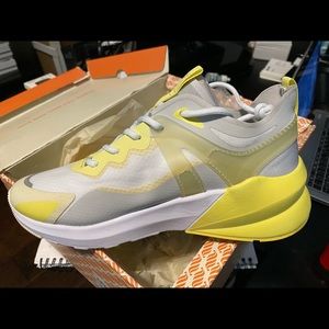 Fabletics shoes - new with tag and box